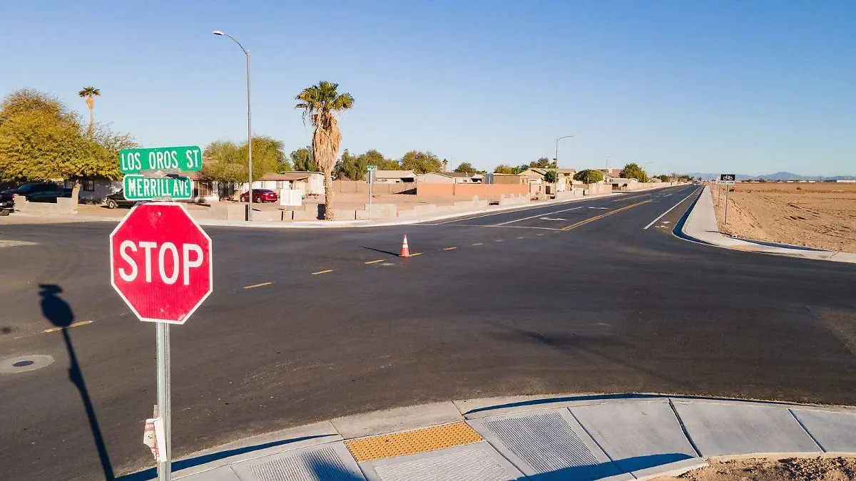 El ayuntamiento de San Luis, Arizona completó el proyecto de la remodelación de calles y colocación de alumbrado público, que le han dado otra imagen a esas rúas. (2)